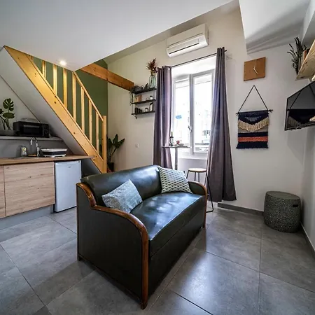 Le Chartreuse / Rent4night