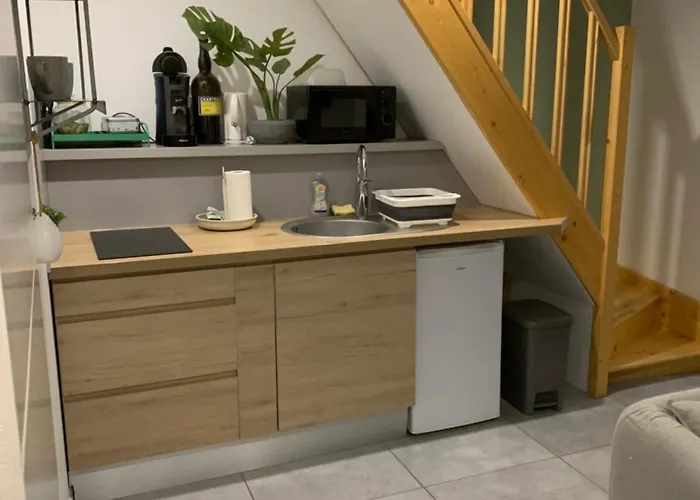 Le Chartreuse / Rent4night